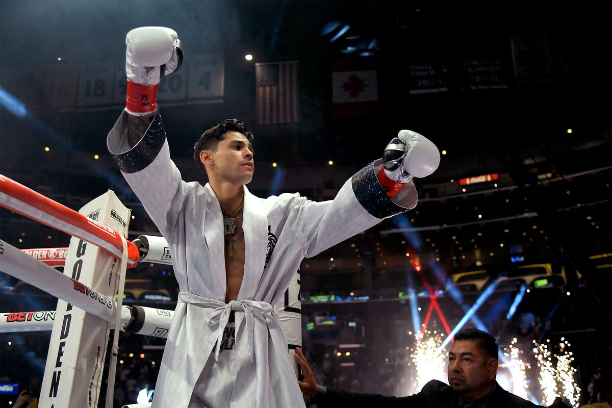 Ryan Garcia Aims to Restore Boxing's Stature With Tank Davis Fight -  Bloomberg