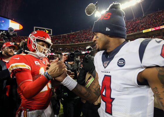NFL’s Texans-Chiefs Game Delivers 21% Gain in Viewership