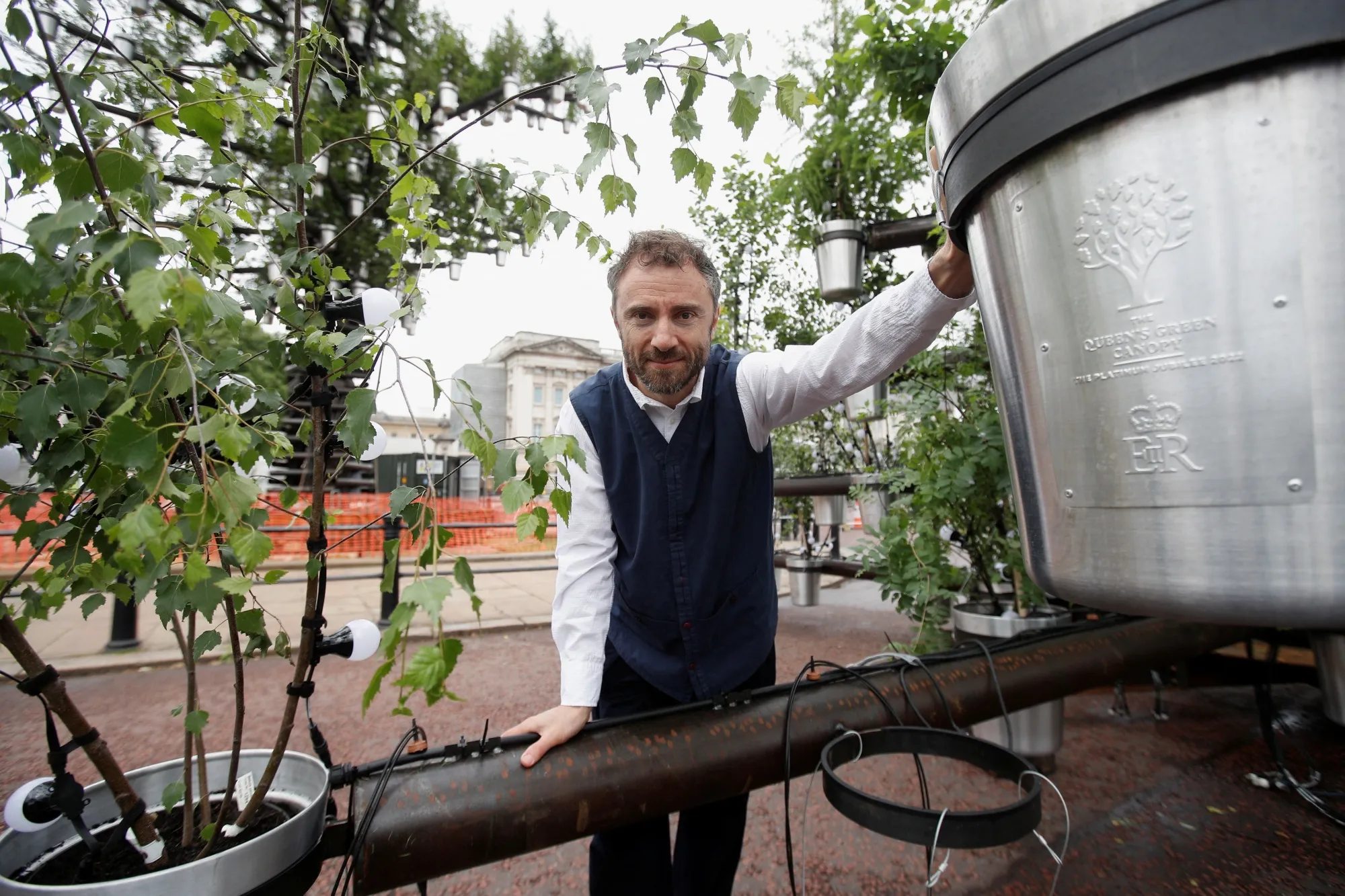 Architect Thomas Heatherwick&nbsp;in 2022 with his Tree of Trees sculpture for London’s Buckingham Palace ahead of the Platinum Jubilee.