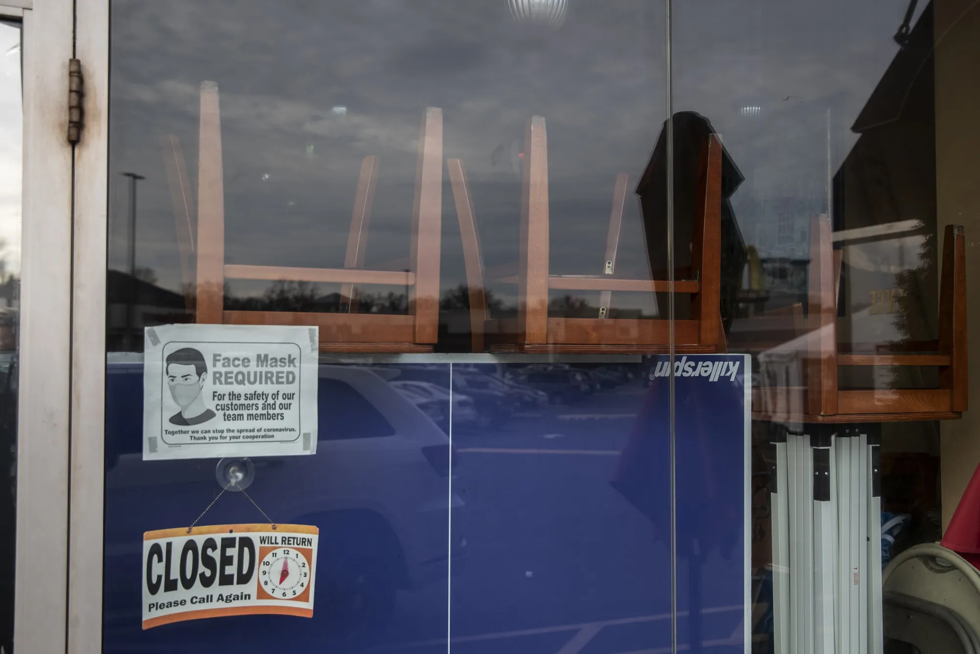A restaurant temporarily closed for indoor dining in the Tottenville neighborhood in the Staten Island Borough of New York, U.S., on Wednesday, Nov. 25, 2020. Coronavirus hospitalizations are rapidly rising in New York, already straining capacity on Staten Island, Governor Andrew Cuomo said on Monday.