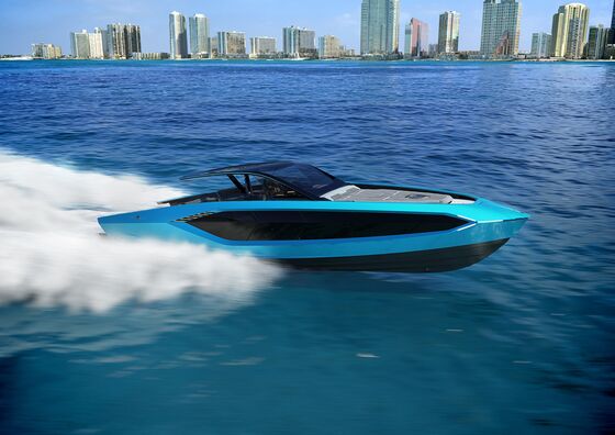 Lamborghini’s New $3.4 Million Yacht Has Splashy Supercar DNA