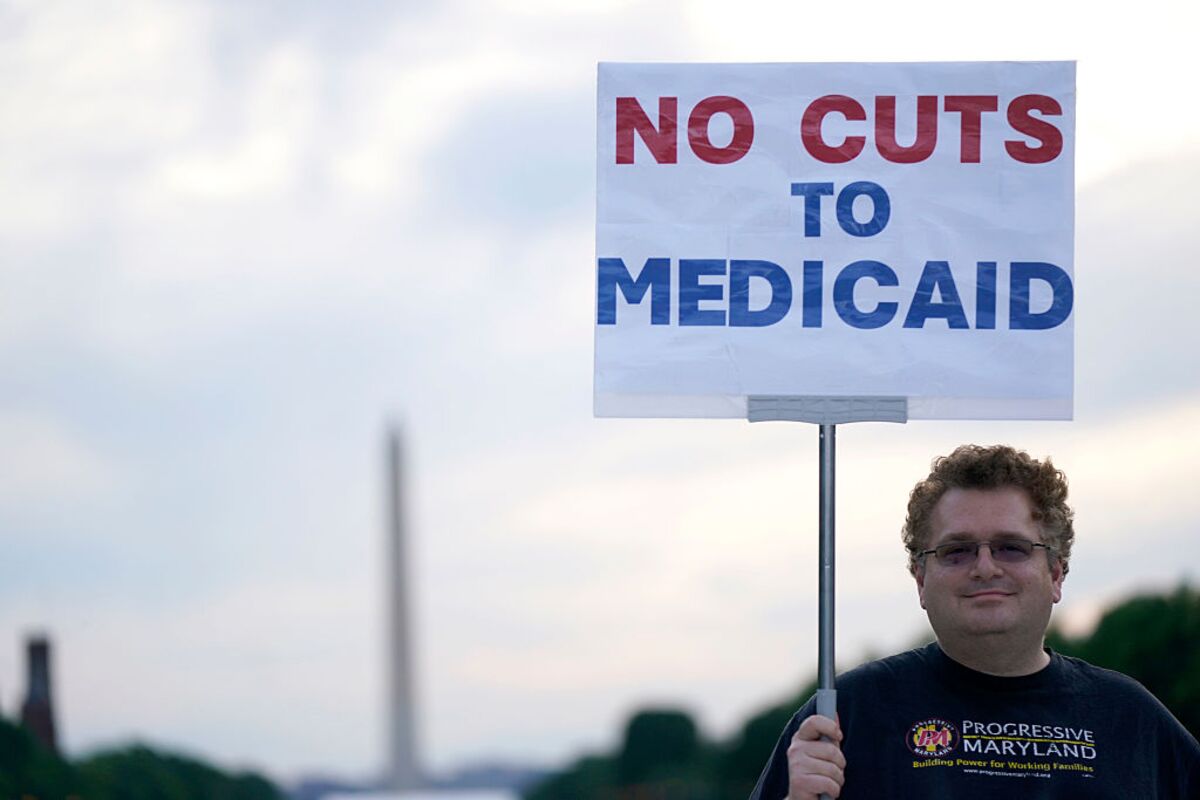 🟪"Le Conseguenze Devastanti dei Tagli a Medicaid: Un Pericolo per Milioni di Cittadini"