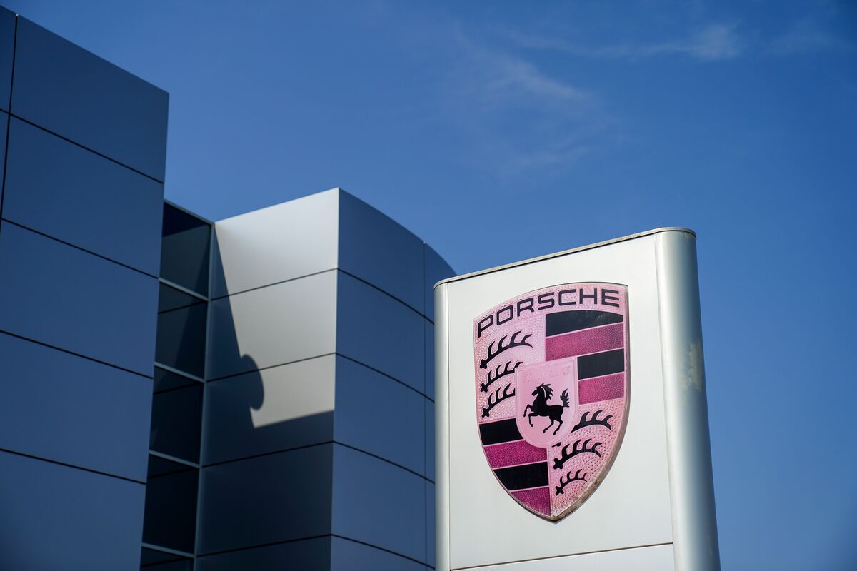 Porsche Earnings Climb After Focusing on Selling Pricier Cars