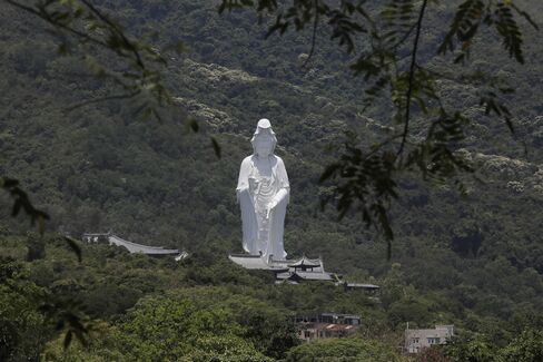 Tsz Shan Monastery in Hong Kong is funded by Li Ka-shing.