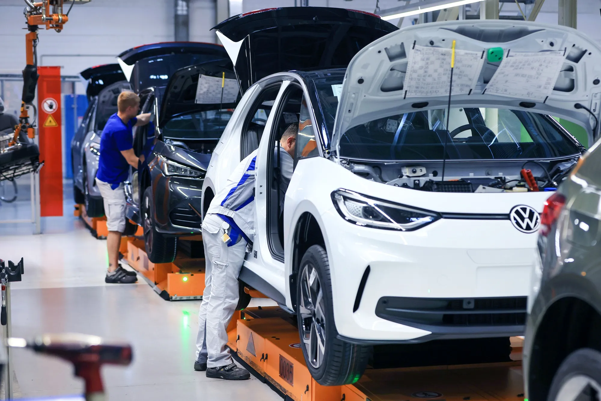 The production line of Volkswagen AG VW ID.3&nbsp;and Cupra Born electric sedans in Zwickau, Germany.&nbsp;