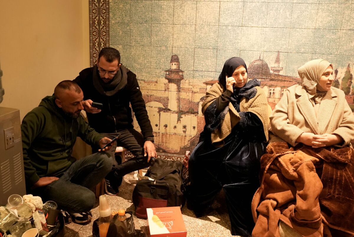 Israel Delays Palestinian Prisoner Release, Citing Violations