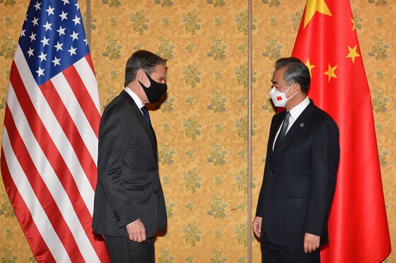 Top U.S.-China Diplomats Agree to Keep Talking, Control Tensions