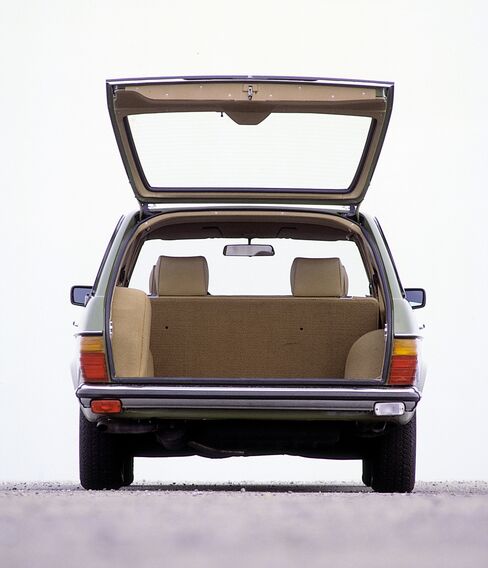 The Mercedes station wagon still works as a (highly functional) daily driver, despite its 30-year age.