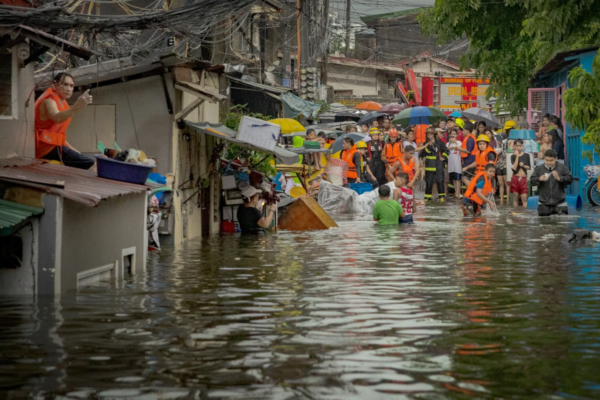 Philippines Places Flooded Capital Under State of Calamity - Bloomberg