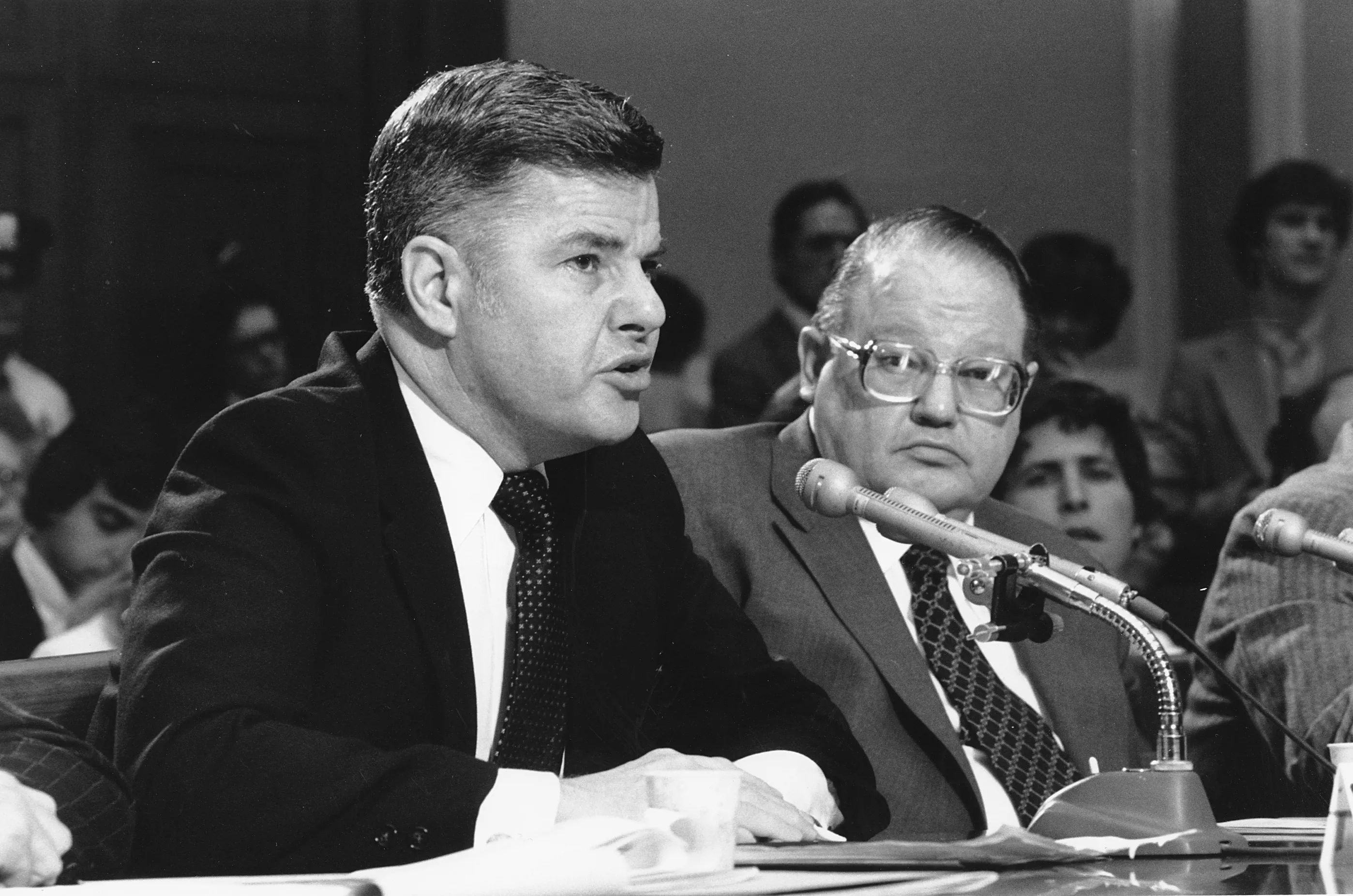 ハント兄弟の価格操作事件 銀買い占めのハント兄弟の兄、ネルソン・バンカー氏が死去 - Bloomberg