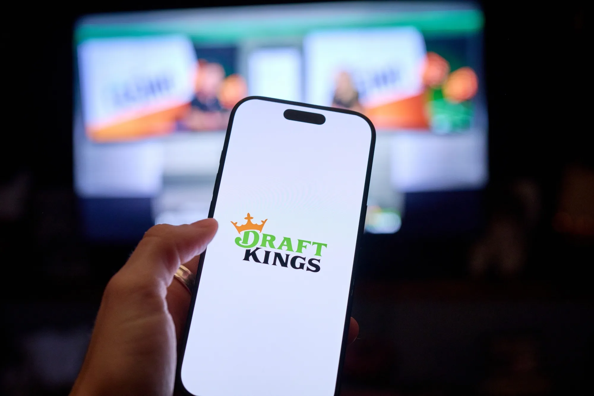 DraftKings, Flutter Drop as Bank of America Cuts on Gambling Market Risks -  Bloomberg