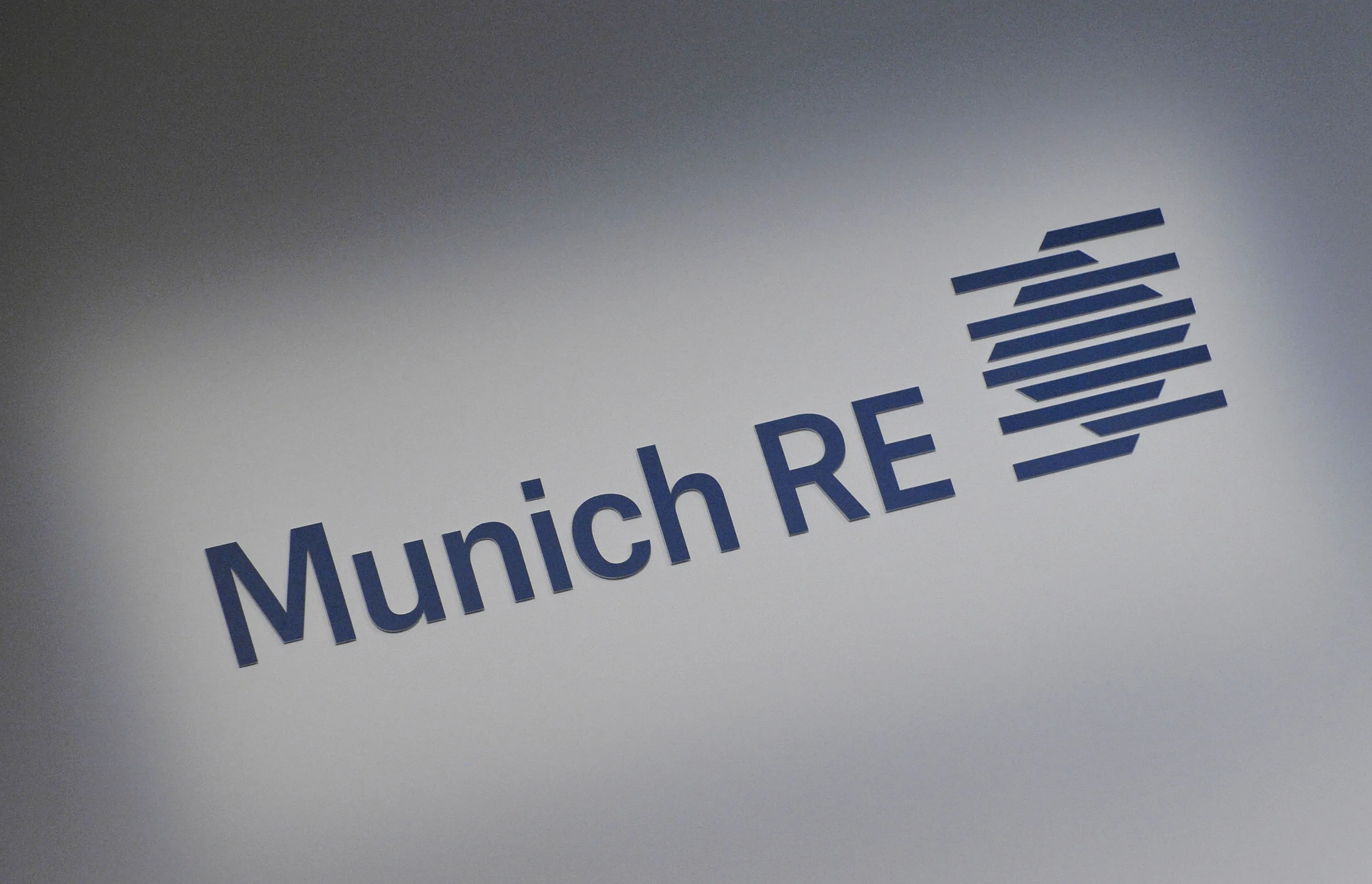 Munich Re FY Press Conference