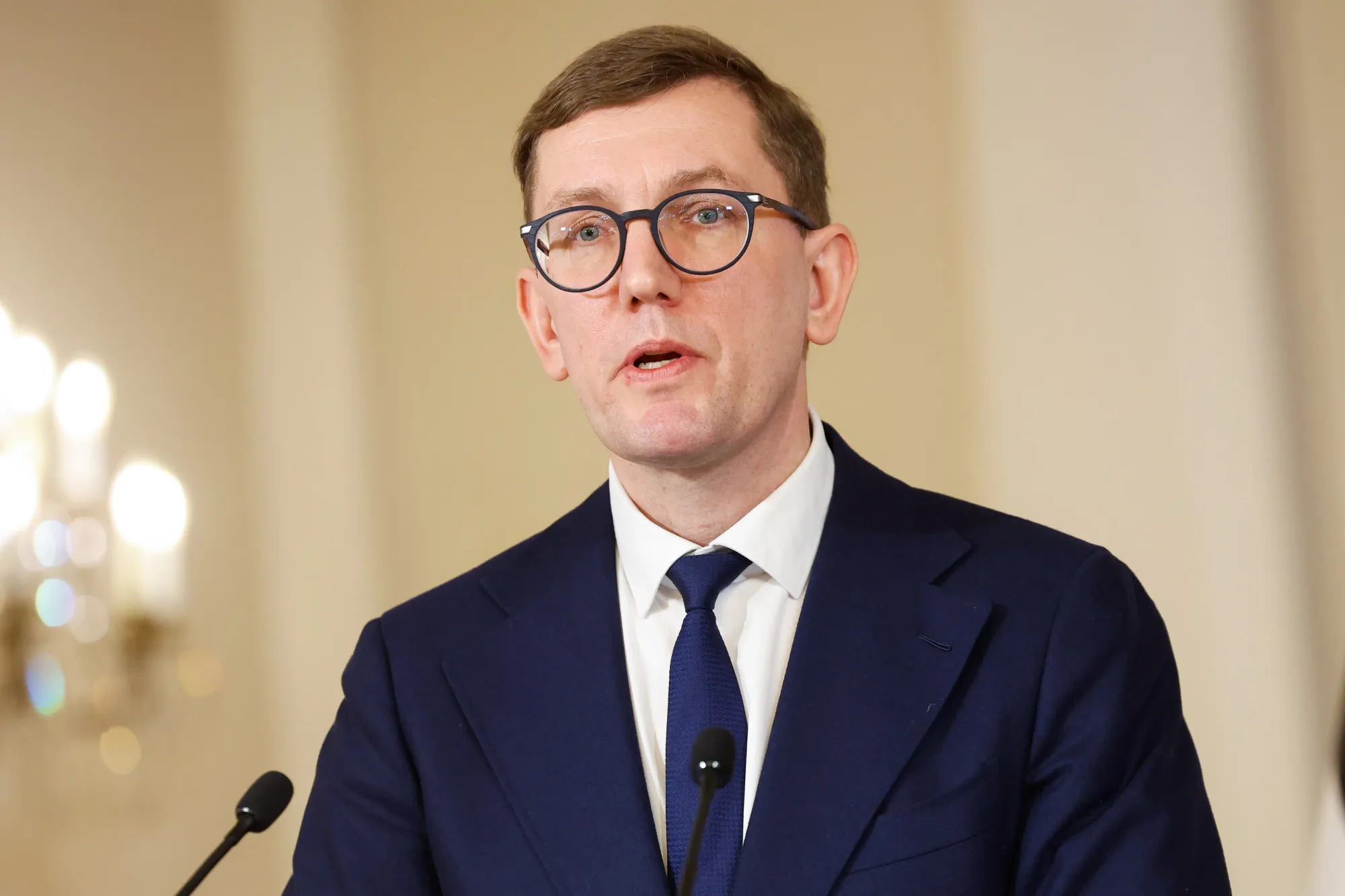 Estonian Premier Kicks Out Coalition Partner as Ratings Dive - Bloomberg