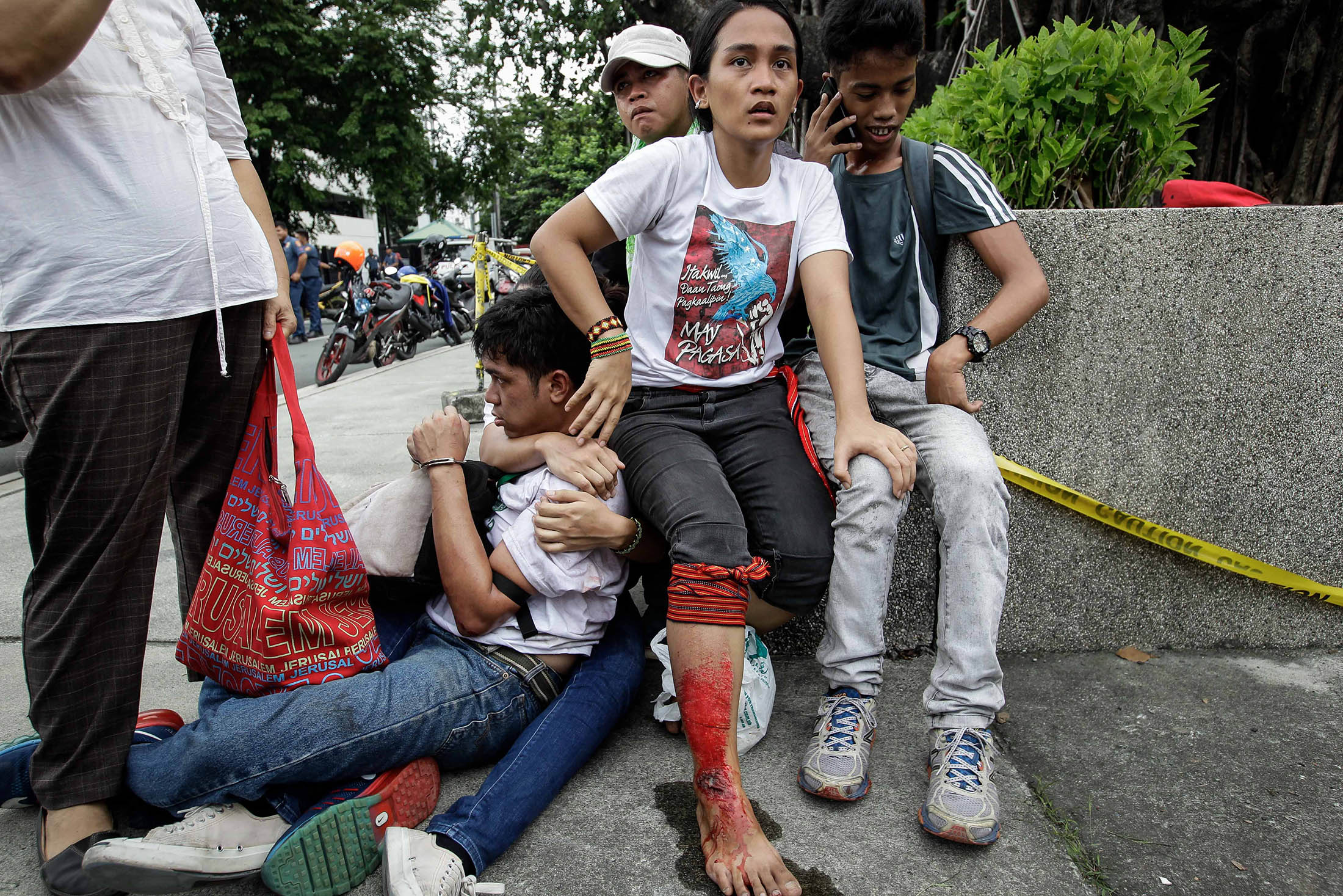 Philippine police van rams protesters in front of US Embassy