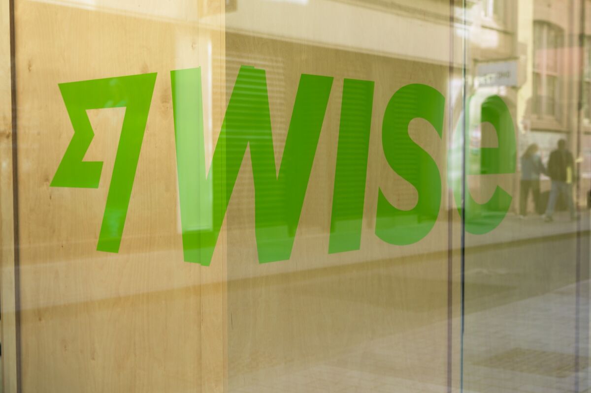 bloomberg.com - Aisha S Gani - UK Fintech Wise Makes US Trading Debut With Dual Listing