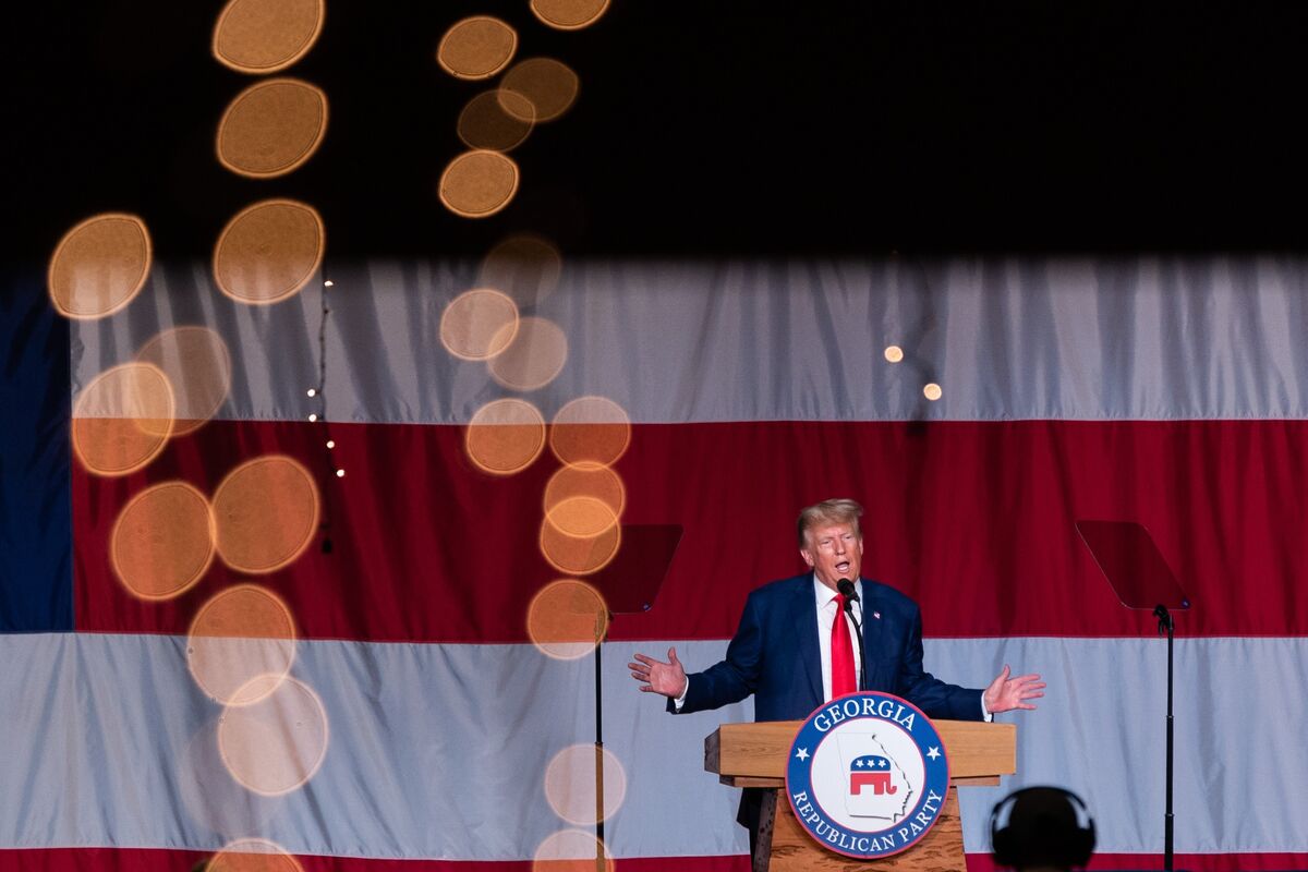 Trump Indicted: George Conway Joins Bloomberg's Crash Course - Bloomberg