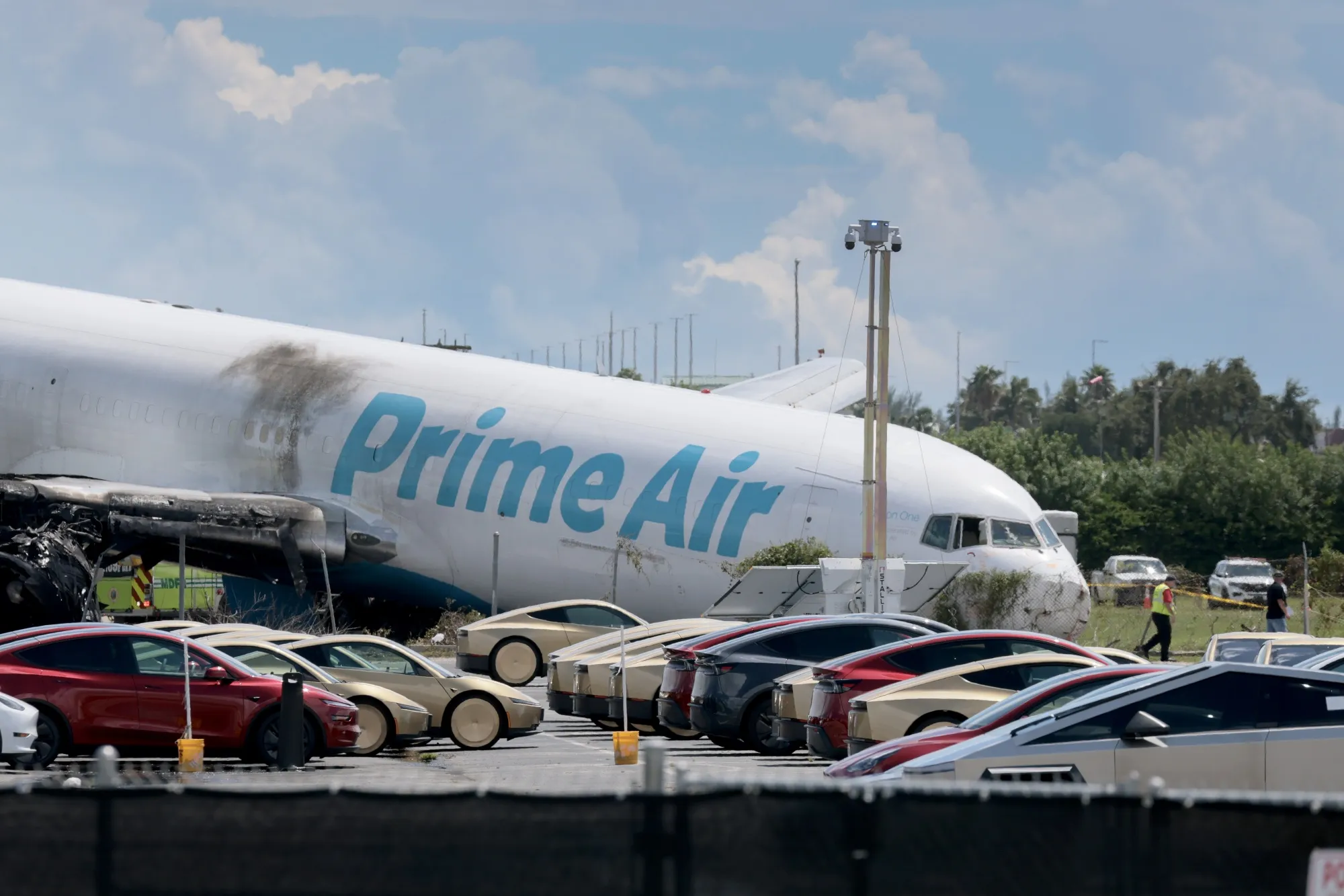 Amazon Air Logistics Disruption | Miami Hub Shutdown Impacts FBA Sellers 8-12% Shipping Delays