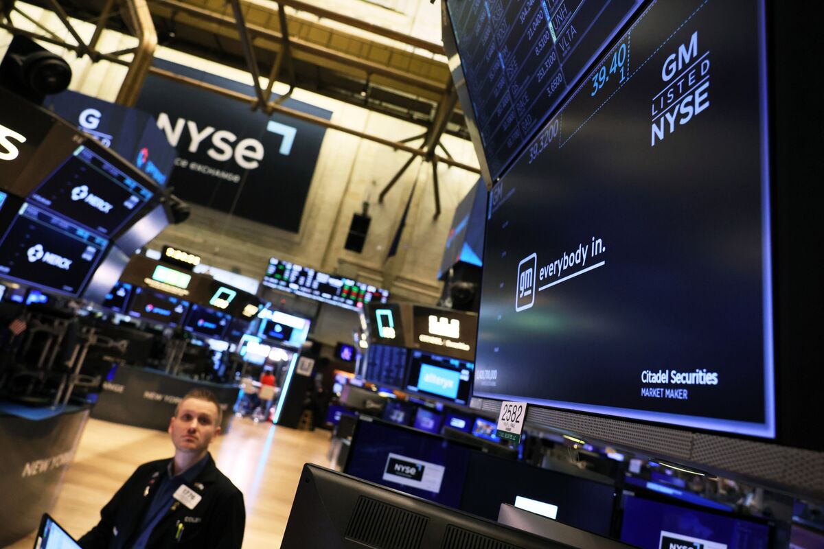 bloomberg.com - David Welch - GM to Move Stock Listing to Tech-Focused Nasdaq, Leaving NYSE