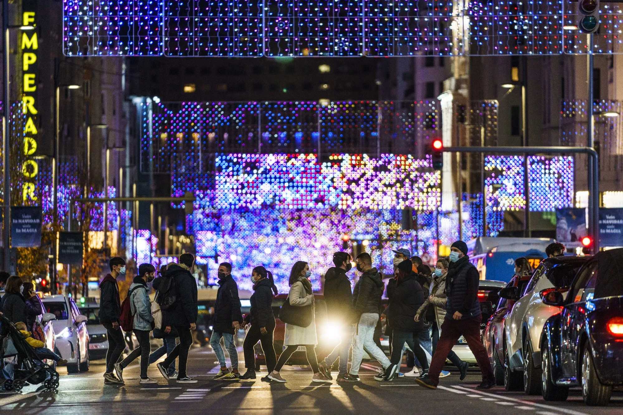 Pedestrians&nbsp;in Madrid, on Dec. 17.&nbsp;
