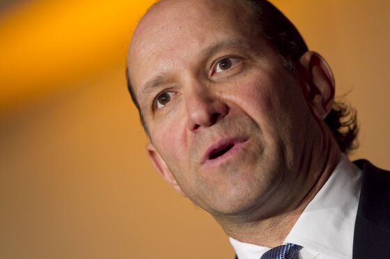 Cantor’s Howard Lutnick Says ‘No Way’ He Acted Improperly in $875 Million Deal