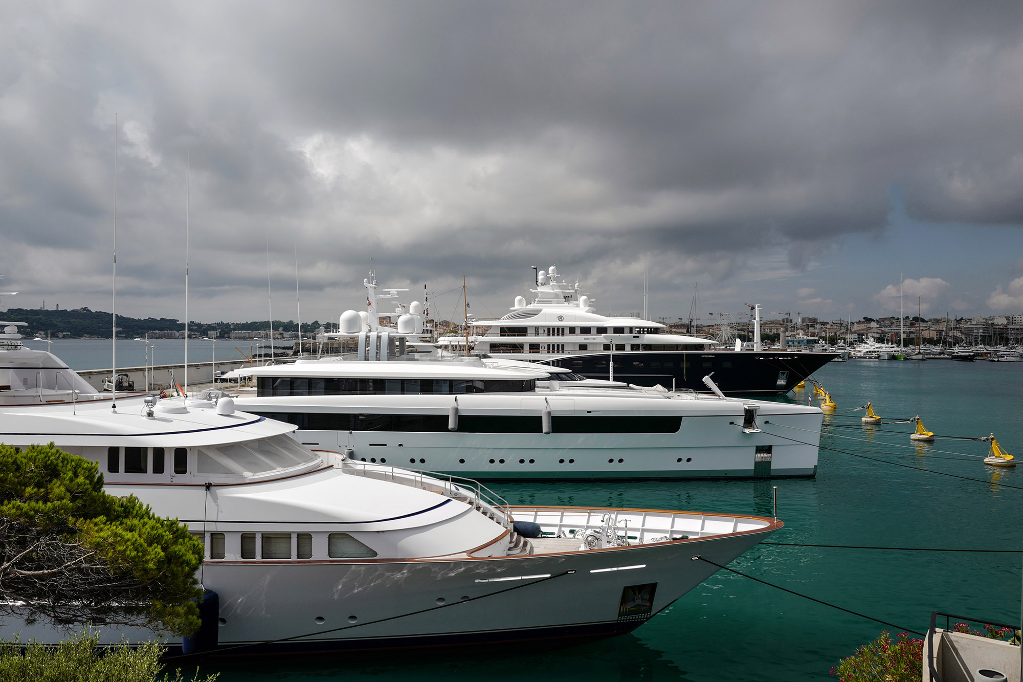 Ssuper yachts moored on the French riviera.&nbsp;