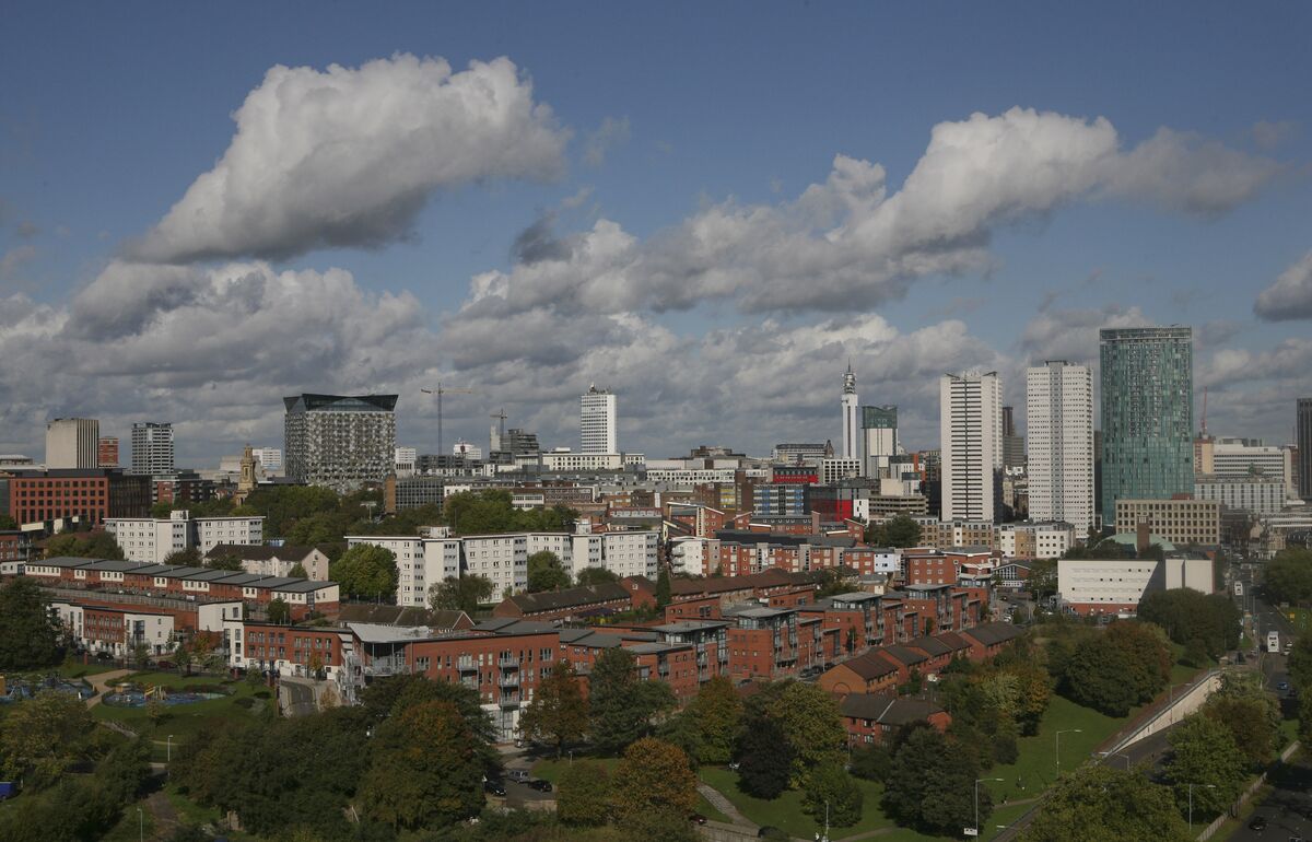 England’s Slow-Motion Debt Crisis Rolls Into View With Birmingham Money Trouble