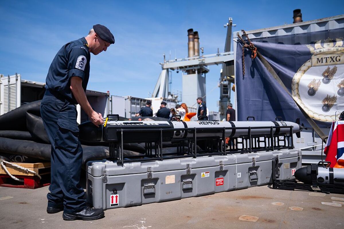 UK and France Finalize Postwar Hormuz Mine-Clearing Mission