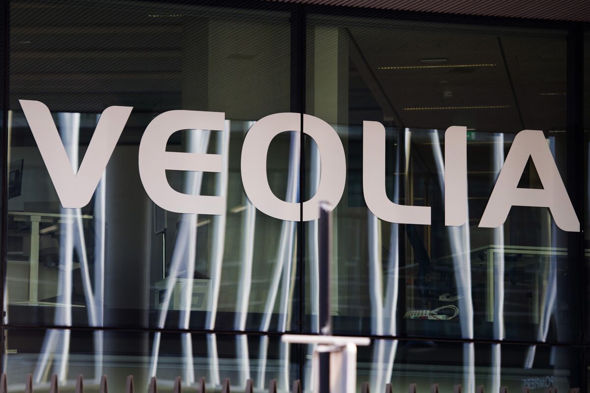 Veolia Is Said to Plan Sale of French WaterPipe Unit Bloomberg