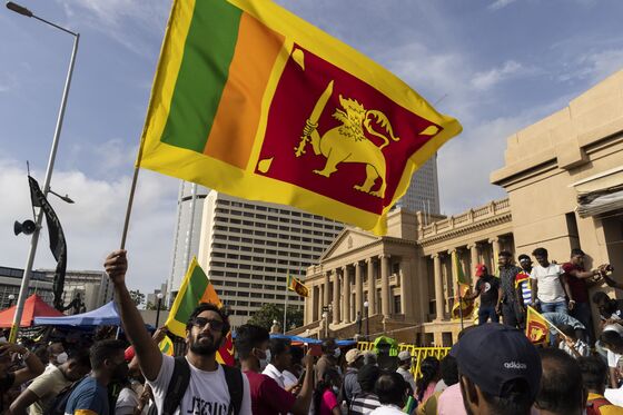 Police Kill Protester as Sri Lanka Austerity Anger Escalates