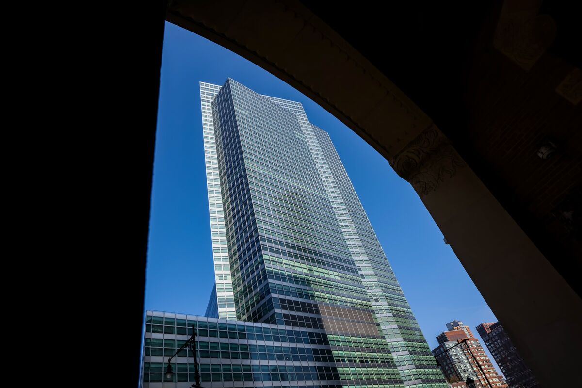Ex-Goldman Manager Wins $2 Million in Sex Bias Case Over Paternity Leave