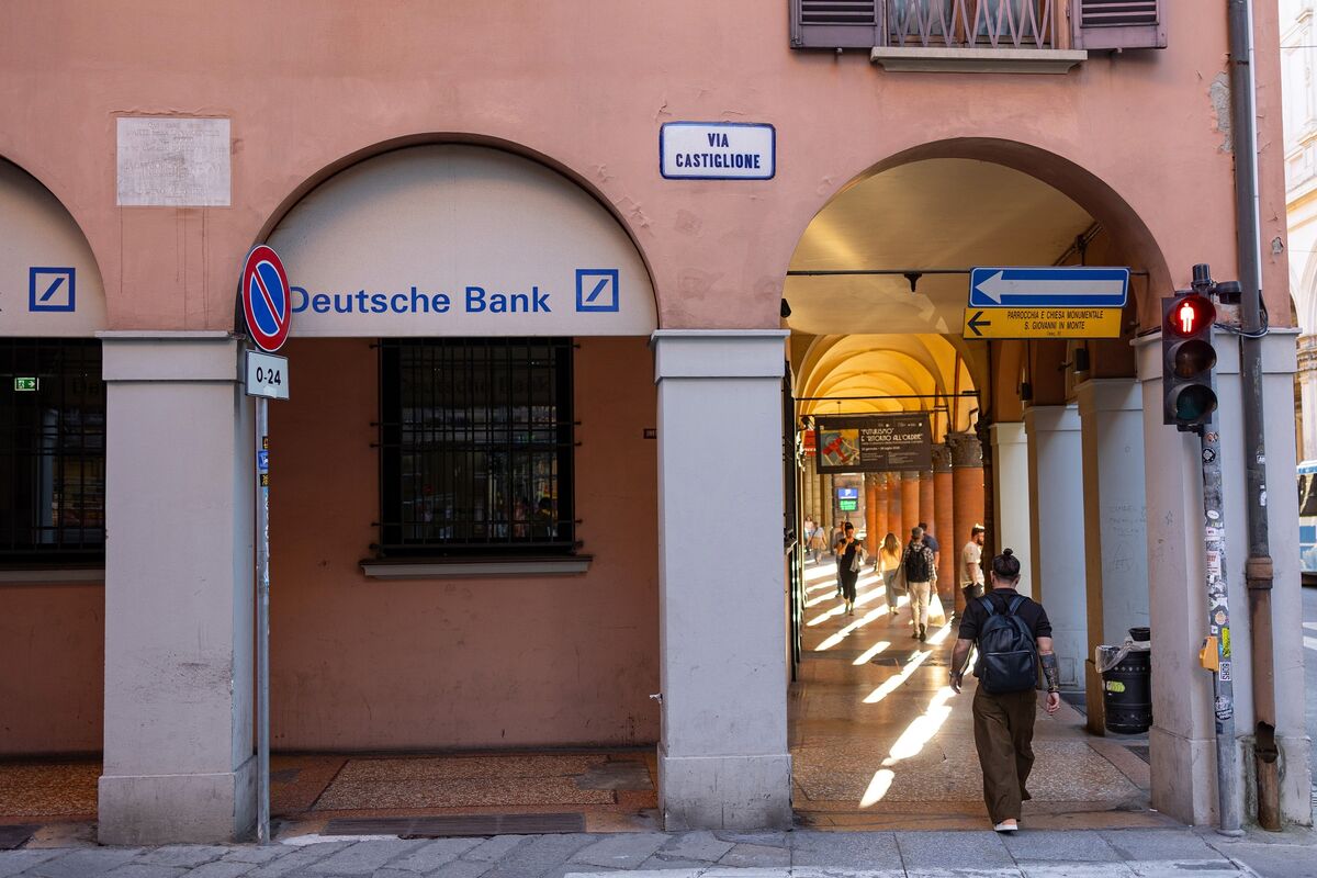 M&A Targeting US Consumer Firms to Rise, Deutsche’s Malik Says