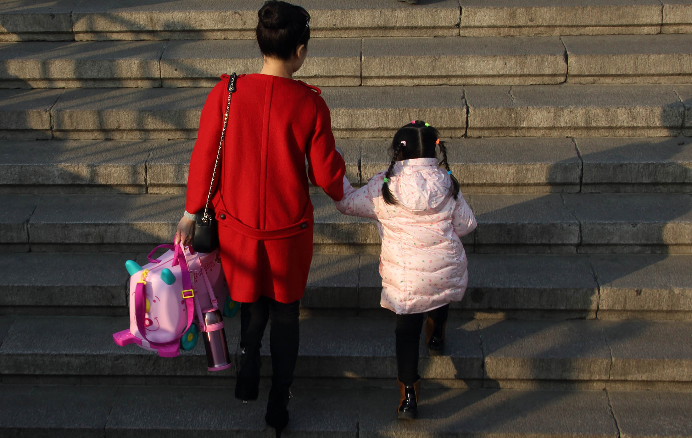 These Charts Explain Why China Scrapped Its One-Child Policy - Bloomberg