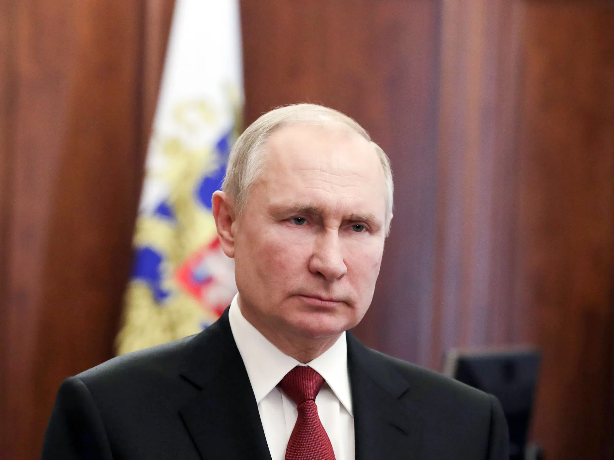 Putin’s Hard Choice Over Opponent’s Fate - Bloomberg