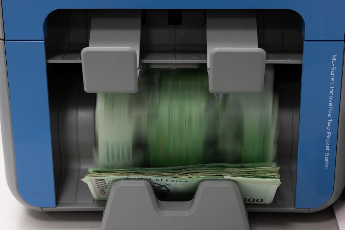 assets.bwbx.io image