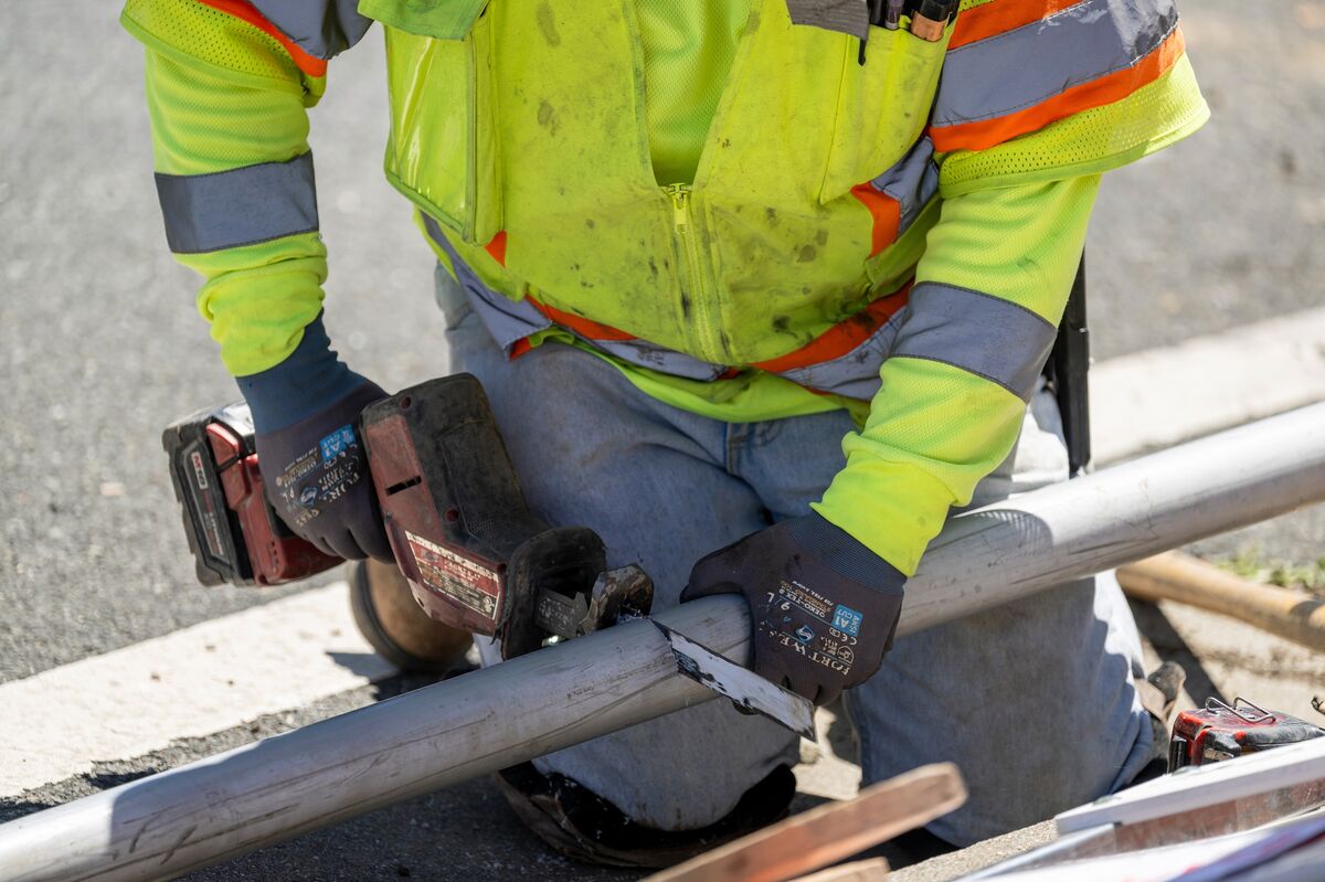 Brookfield Raises $4 Billion for Infrastructure Debt Fund