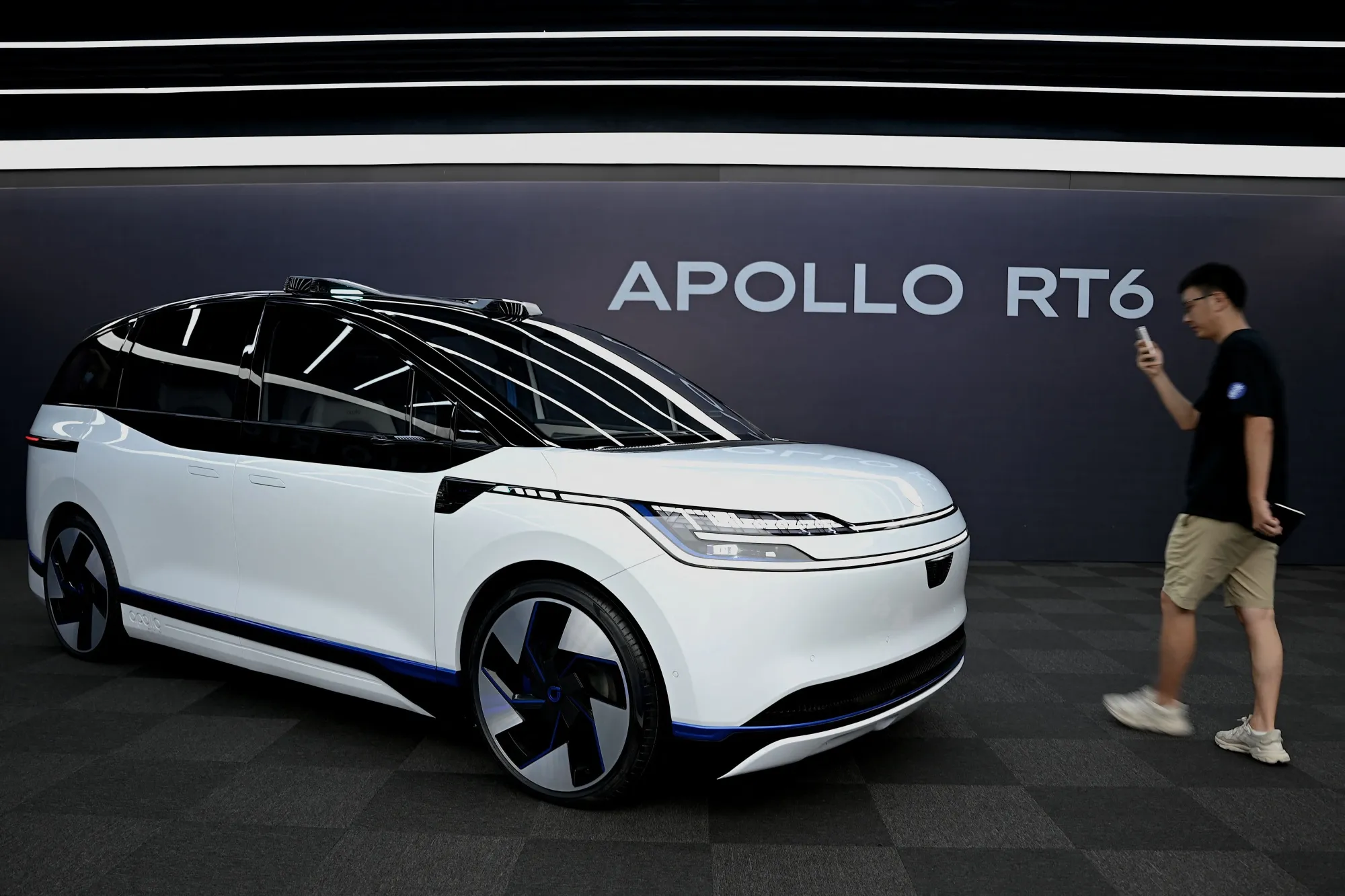 Baidu’s Apollo RT6.