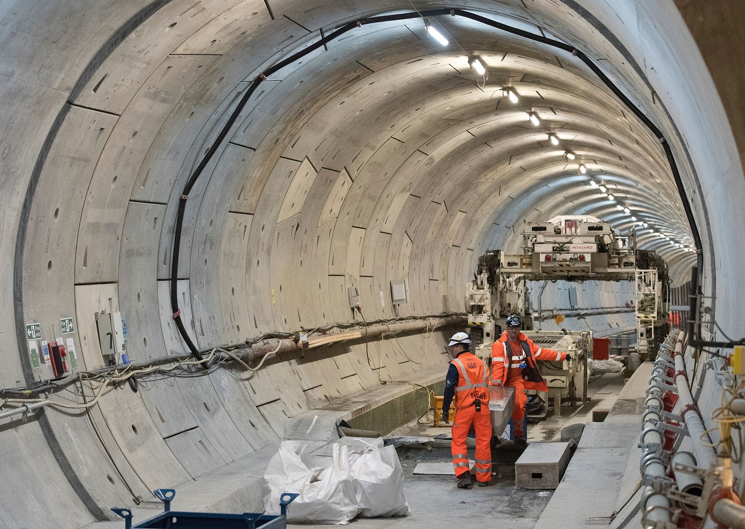 London's 22 Billion Crossrail Is Worth the Wait Bloomberg