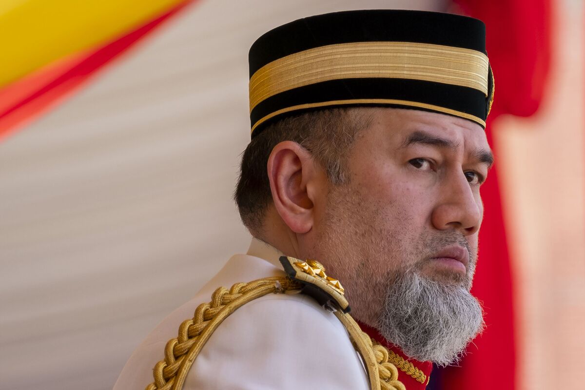 Malaysia State S New Sultan Tipped To Be Country S Next King Bloomberg