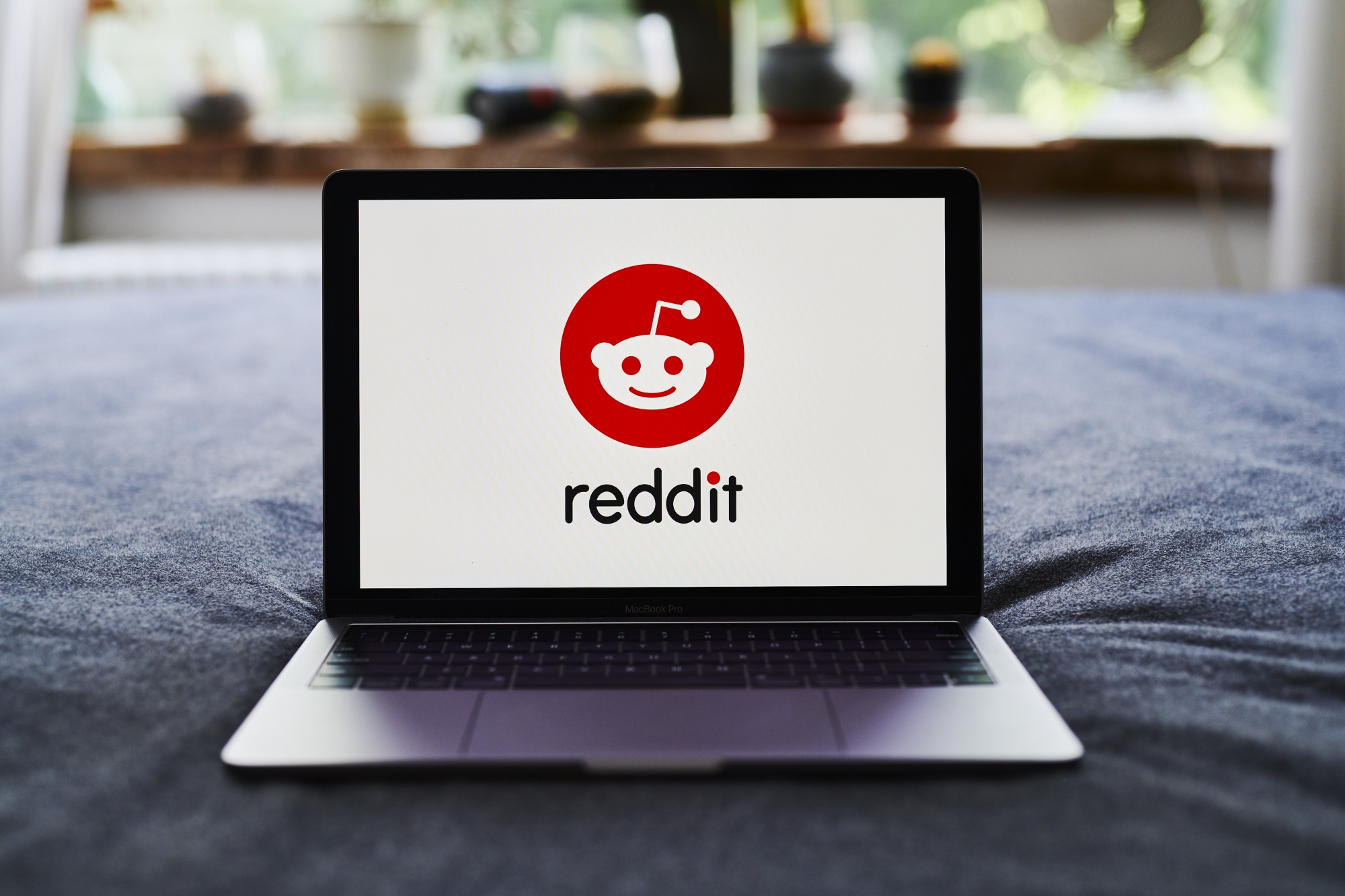 Reddit to Cut 5% of Staff and Trim Hiring Goals in Restructuring