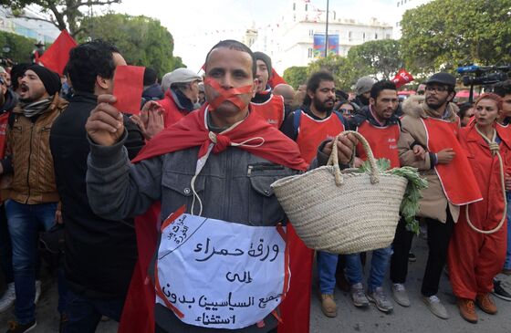 An Arab Street Caught Between Hope and Despair as Strike Looms