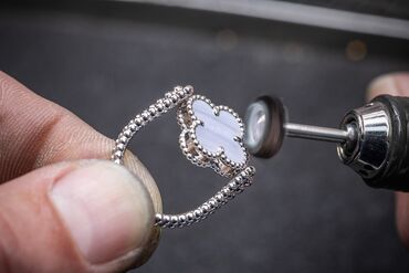 1104_PURSUITS_VANCLEEF