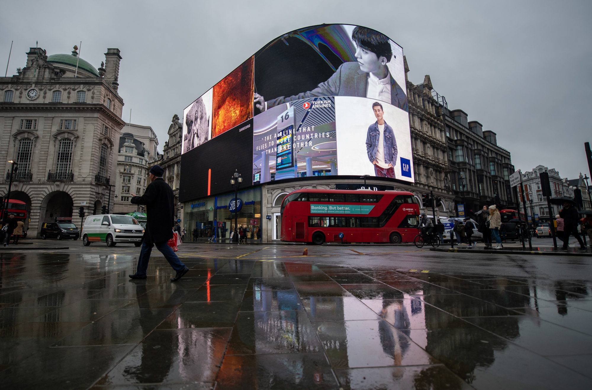 Digital ‘Flat White Economy’ U.K.’s Biggest Sector Bloomberg