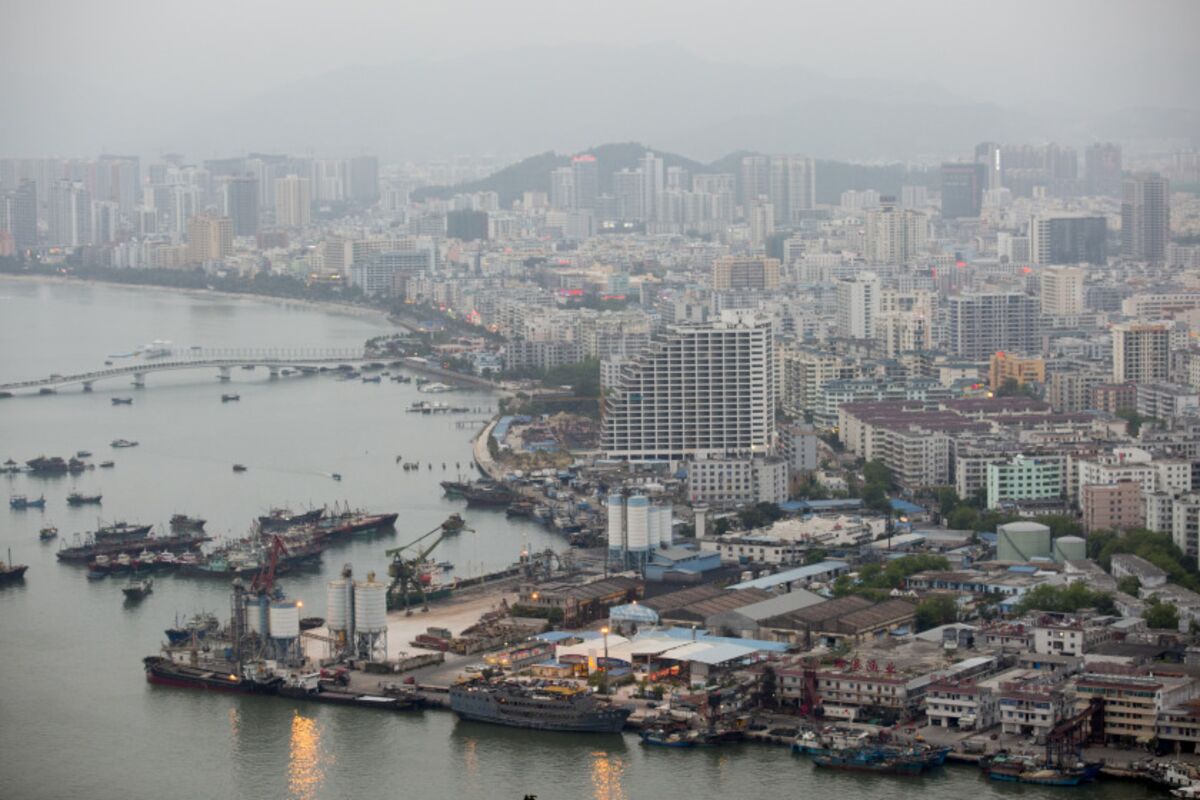 assets.bwbx.io image