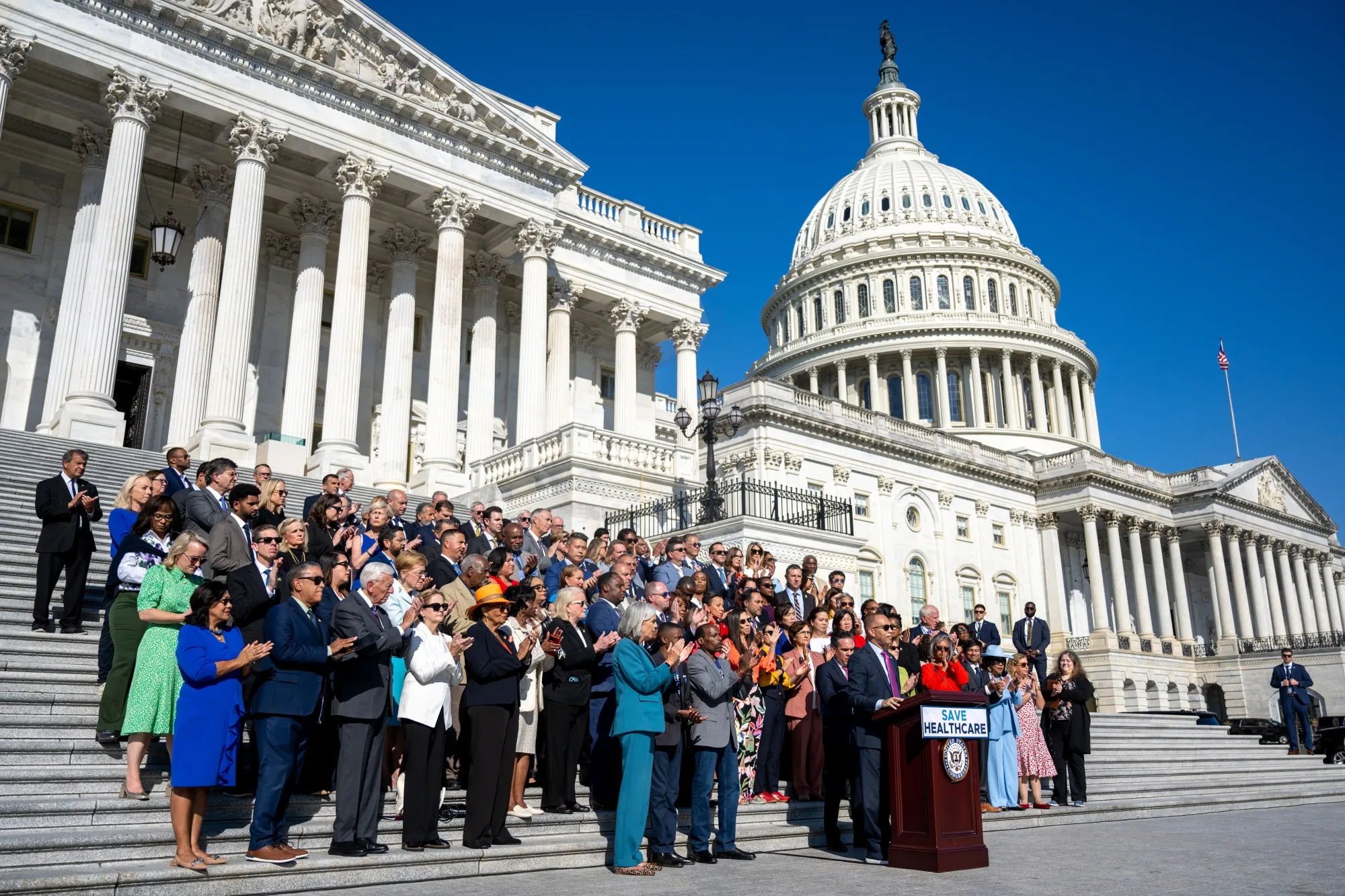 US Lurches Toward Shutdown as Senate Democrats Block GOP Stopgap - Bloomberg