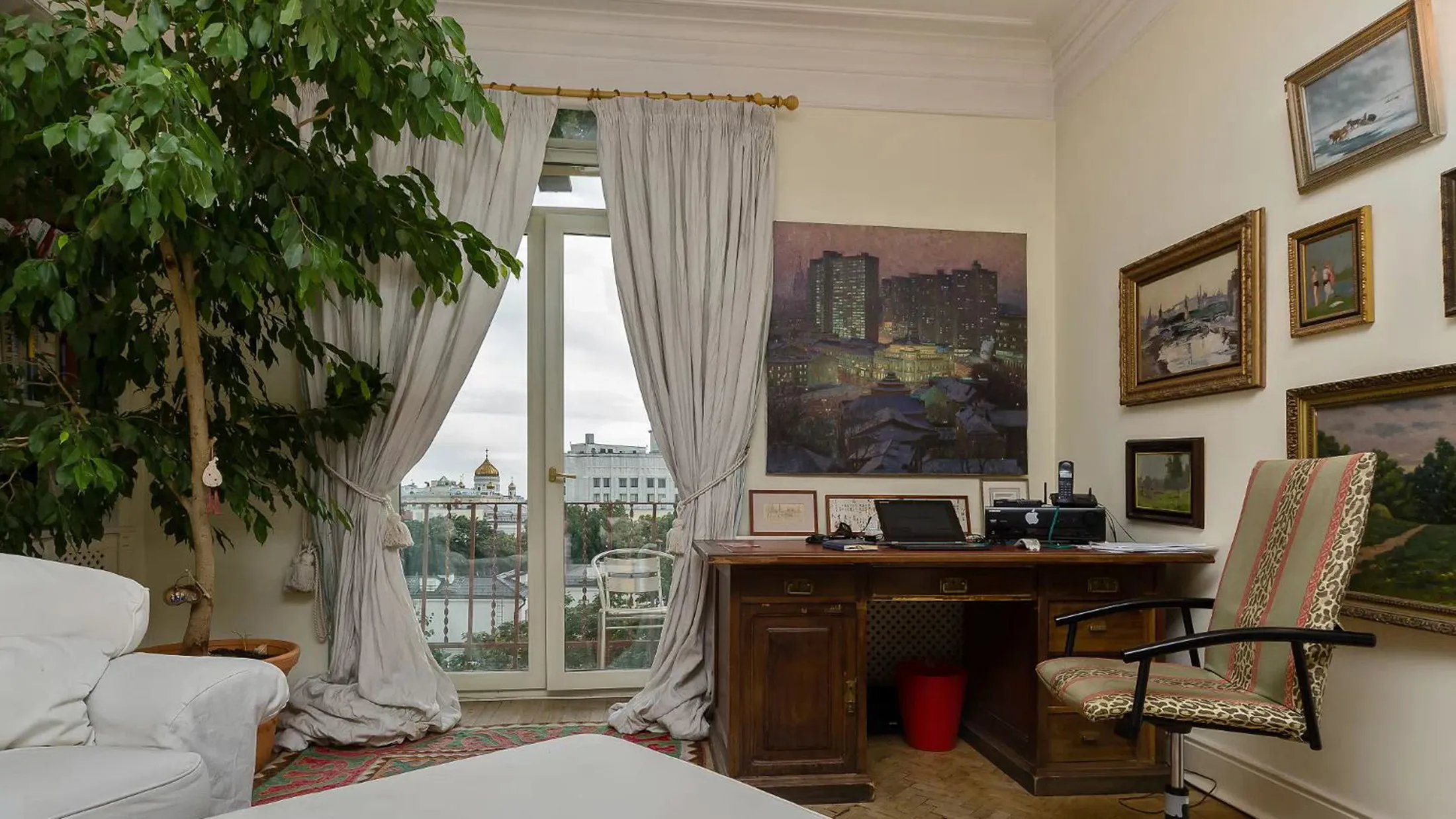 Moscow listing.
