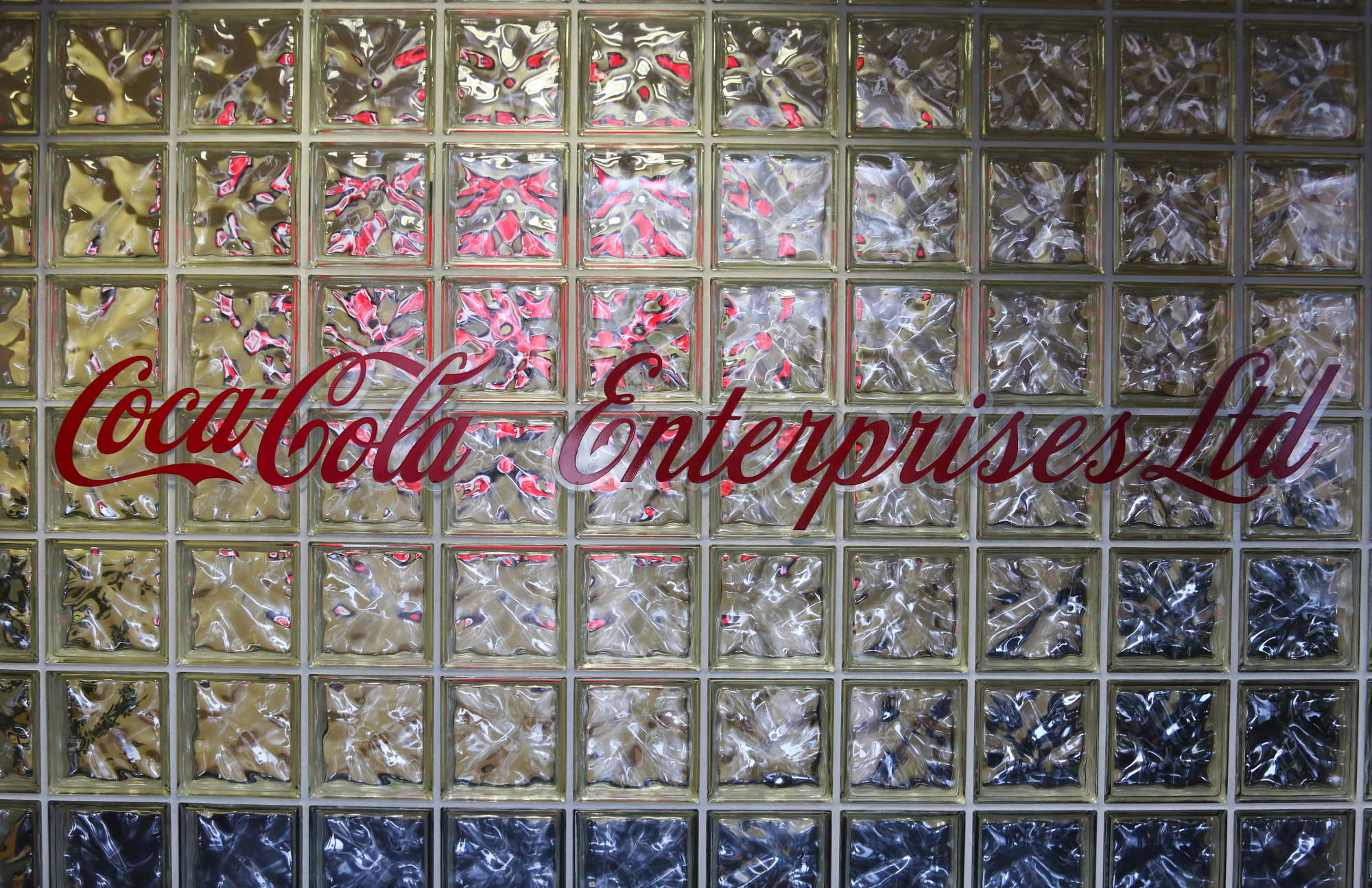 Coca-Cola's Focus on Healthier Drinks Pays Off - Bloomberg