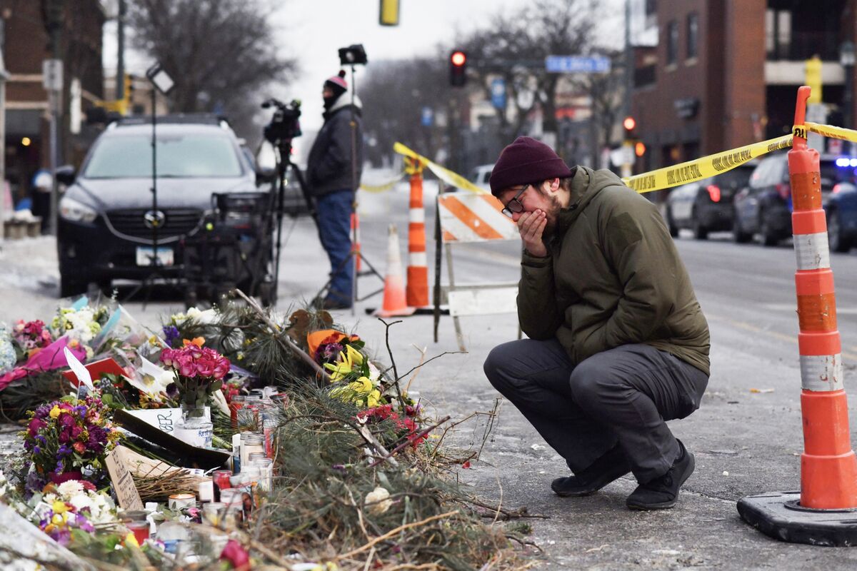 Germany’s Merz Urges Probe Into Fatal US Shooting of American Protester  www.bloomberg.com