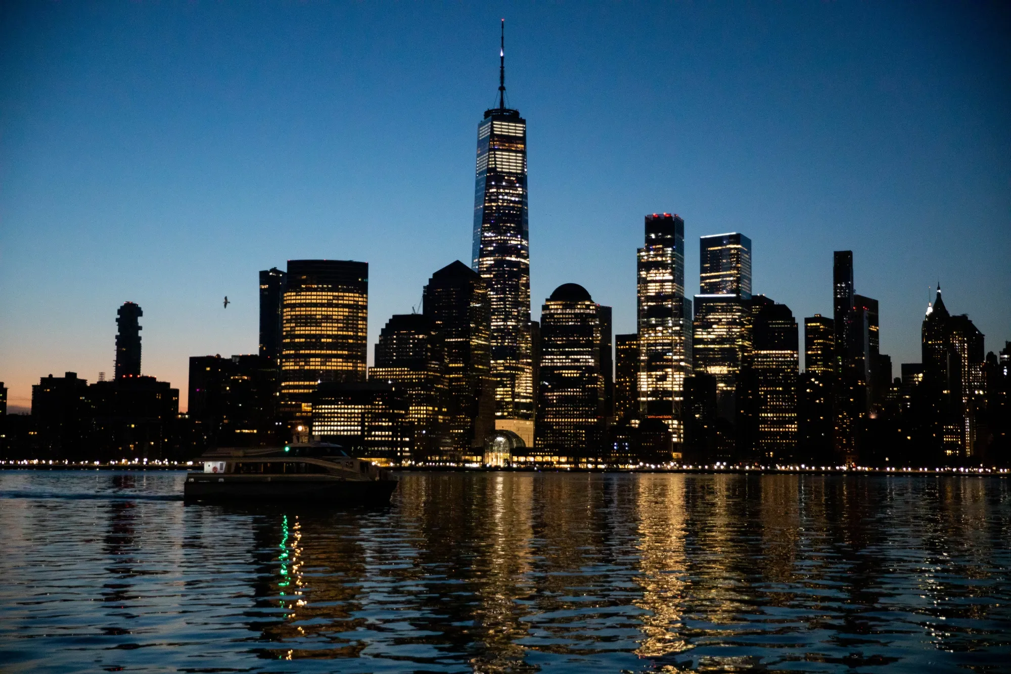 Manhattan’s office skyscrapers, largely empty since March 2020, are set for a broader return of workers in coming months.