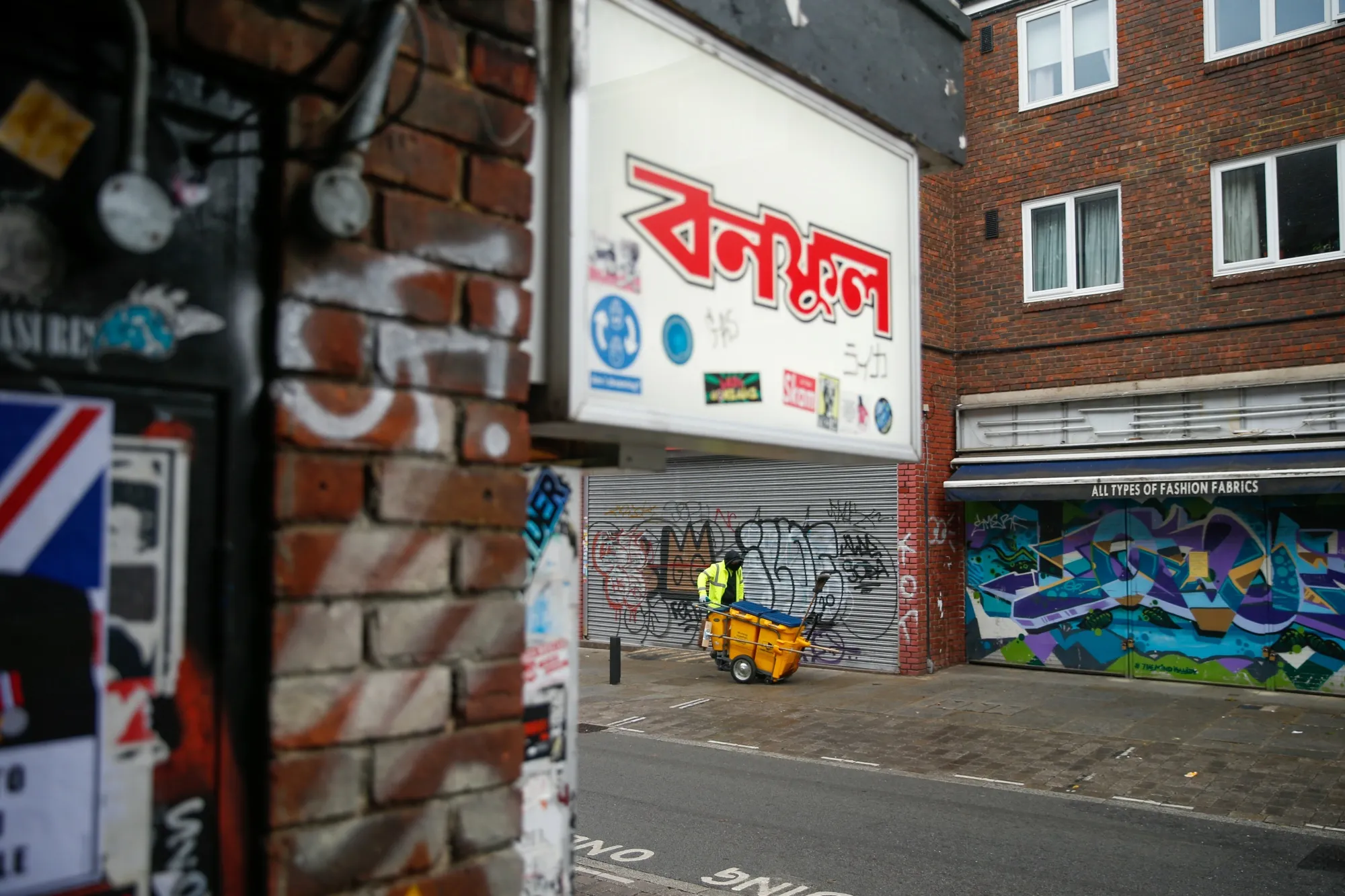U.K. Economy Plunged by Record 20% Under Virus Lockdown
