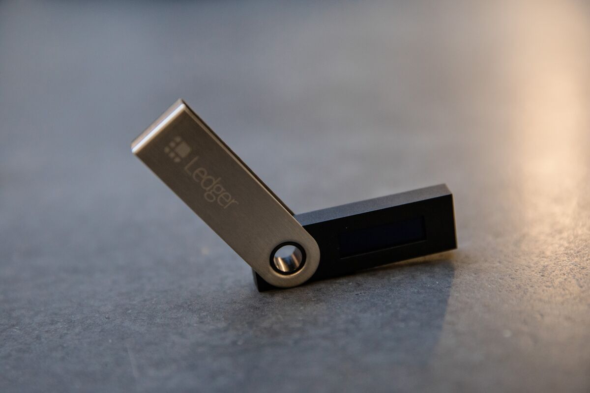 Ledger's Bitcoin key recovery feature